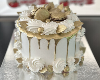 Роденденска торта за девојчиња